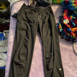 Lululemon dance studio pants size 2